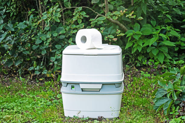 Best Portable bathroom rental  in The Acreage, FL